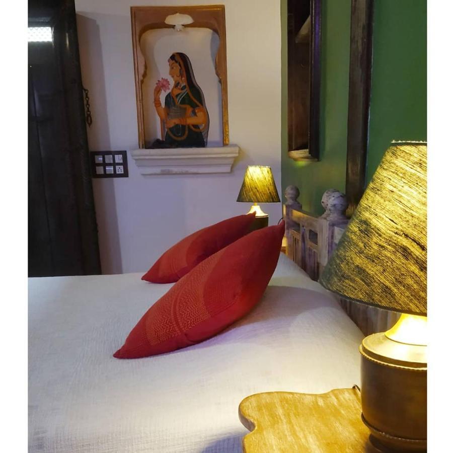 Deewanji Ni Haveli Panzió Ahmadábád Kültér fotó