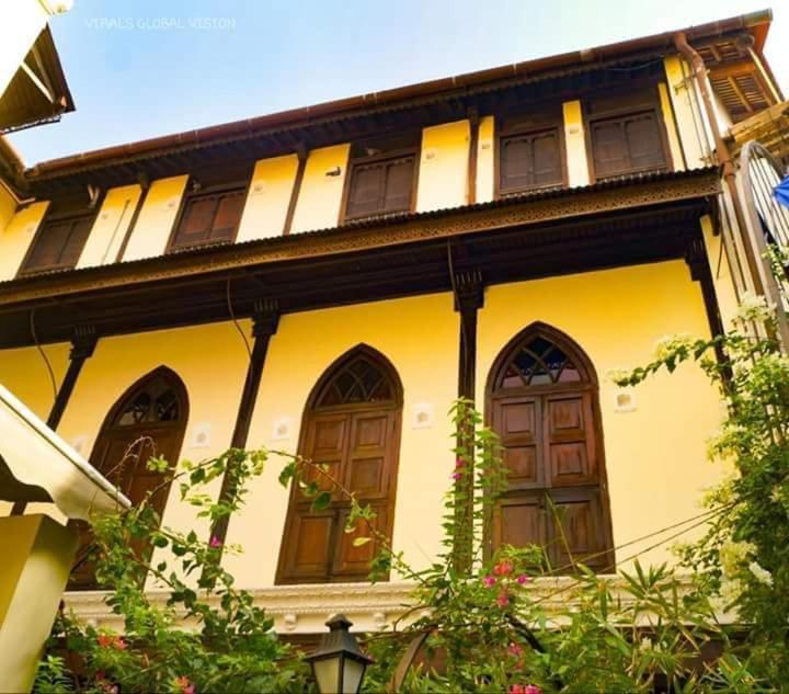 Deewanji Ni Haveli Panzió Ahmadábád Kültér fotó