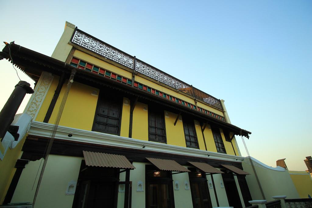 Deewanji Ni Haveli Panzió Ahmadábád Kültér fotó